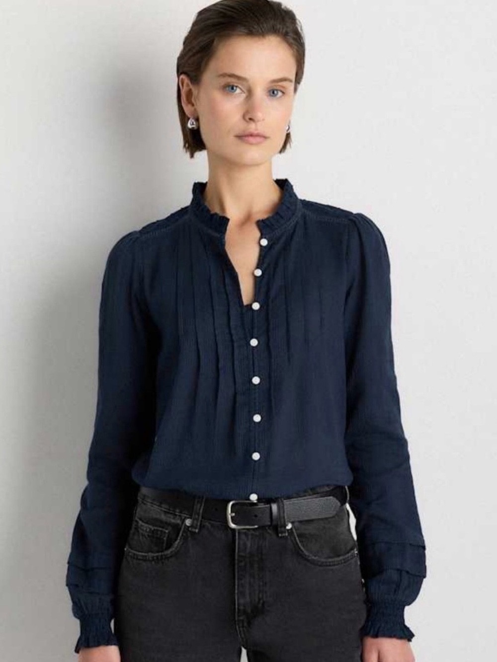 Quince Navy Textured Cotton Peasant Blouse Size M